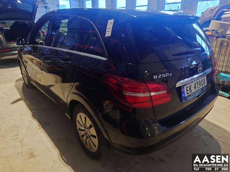 Mercedes B-Klasse, electric drive 2014-2018 (W242) (W242), Motorkode: EM0004, Girkassekode: 