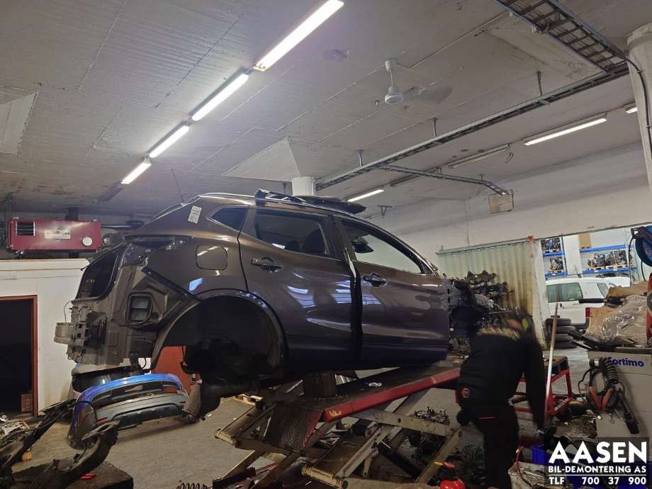 Nissan Qashqai 2014-2021 (Type II) , Motorkode: HRA2, Girkassekode: 