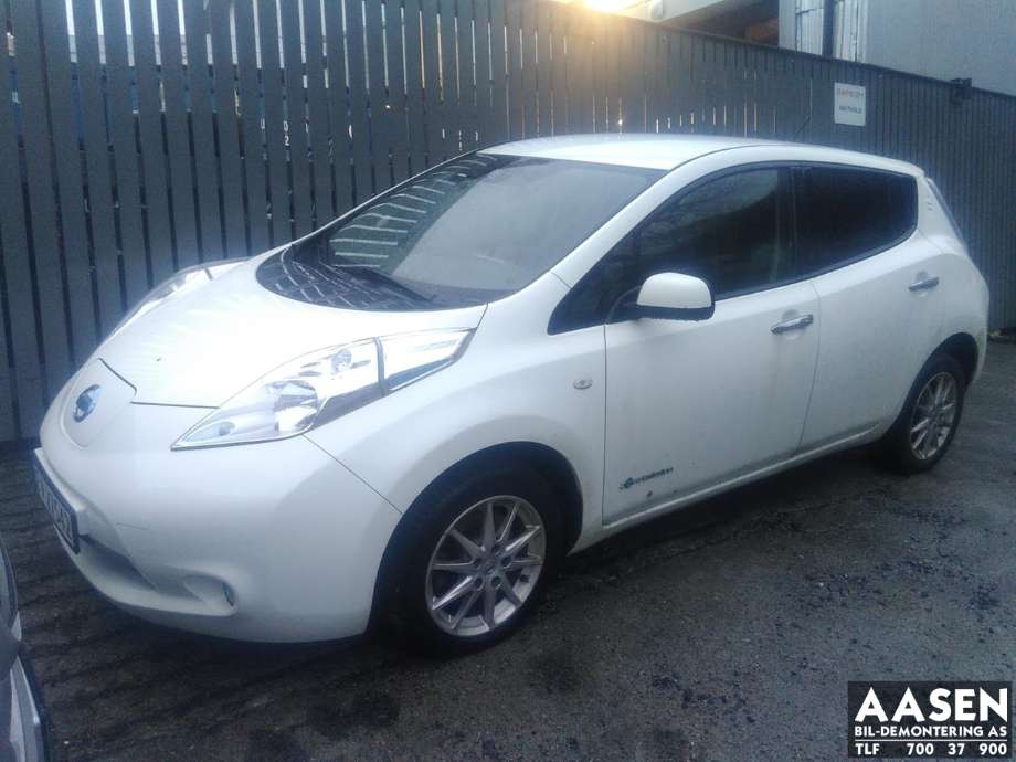 Nissan Leaf, 2011-2017 (Type I)  delebil , Motorkode: EM57