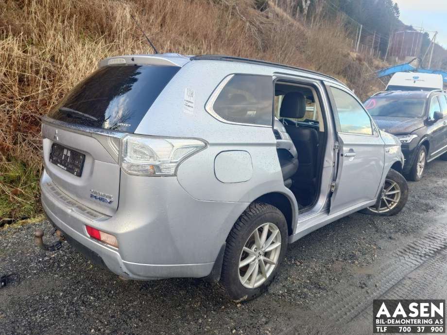 Mitsubishi Outlander 2012-2015 (Type III, Fase 1) , Motorkode: 4B11|S61|Y61, Girkassekode: 