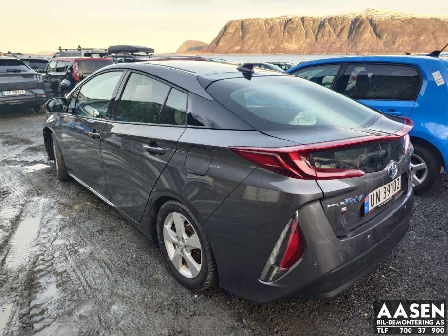 Toyota Prius 2016-2023 (Type IV) (combi) (combi), Motorkode: 2ZR-FXE|1NM|1SM, Girkassekode: 