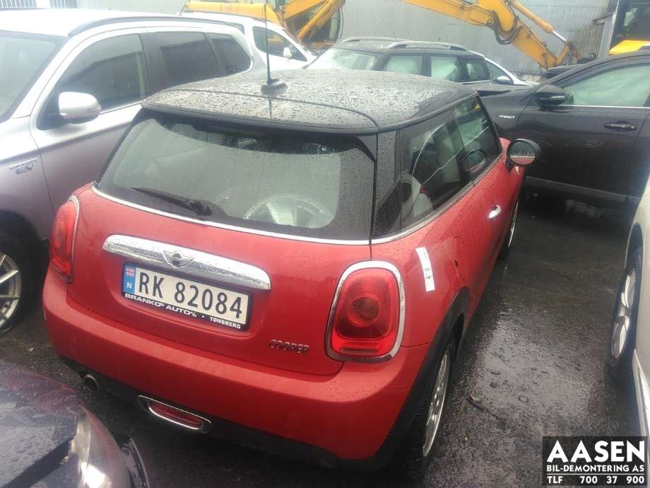 Mini One/Cooper 2014-->> (F54-57) (F54-57), Motorkode: B38A15A, Girkassekode: 23 00 8 689 428