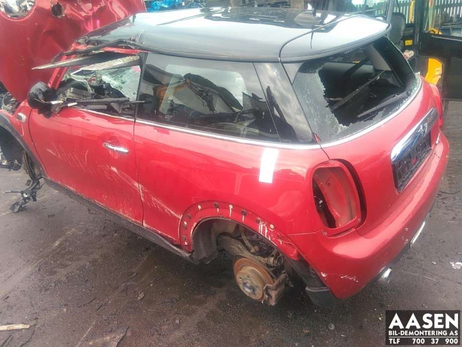 Mini One/Cooper 2014-->> (F54-57) (F54-57), Motorkode: B38A15A, Girkassekode: 23 00 8 689 428
