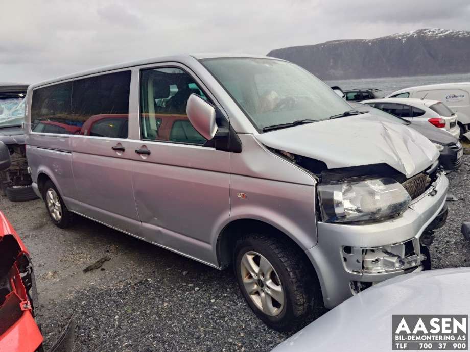 VW Transporter / Caravelle 2009-2015 (Fase 2) (T5) (T5), Motorkode: 03L 100 032 M, Girkassekode: LRS