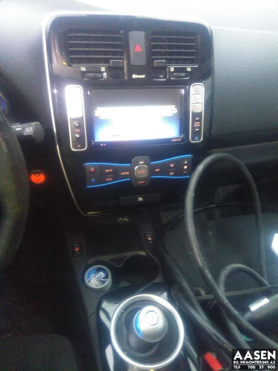 Nissan Leaf 2011-2017 (Type I) , Motorkode: EM57, Girkassekode: 