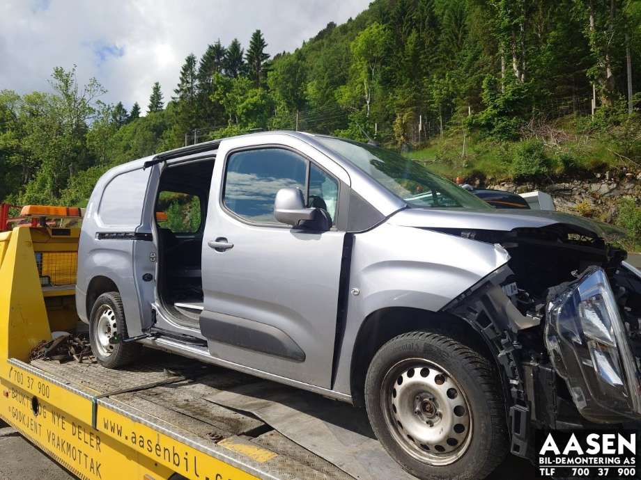 Opel Combo E 2019-->> , Motorkode: D15DT, Girkassekode: M0C