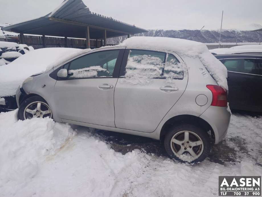Toyota Yaris 2006-2009 (Type II, Fase 1) , Motorkode: 2SZ-FE, Girkassekode: 