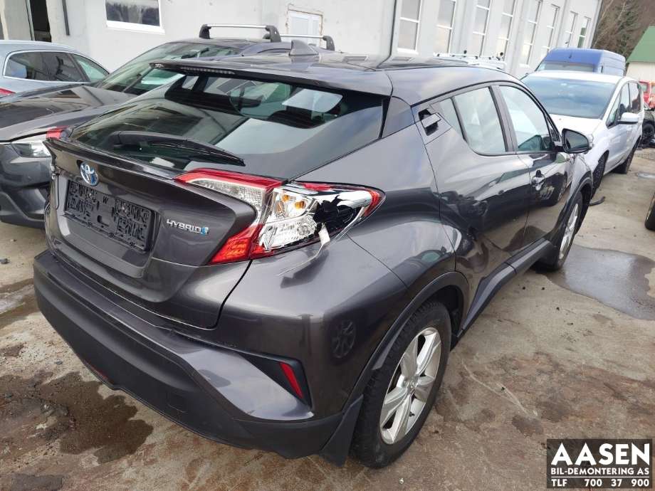 Toyota C-HR 2016-->> , Motorkode: 2ZR-FXE, Girkassekode: 
