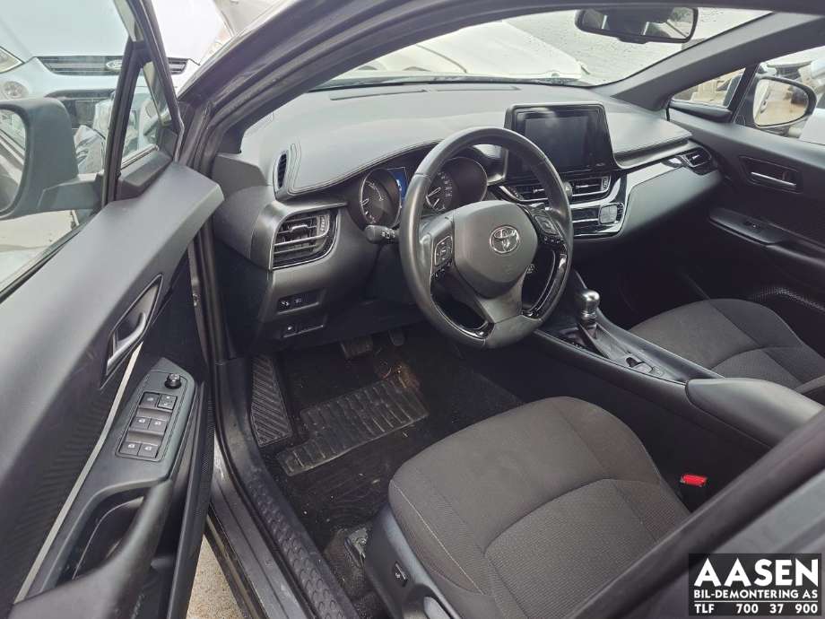 Toyota C-HR 2016-->> , Motorkode: 2ZR-FXE, Girkassekode: 