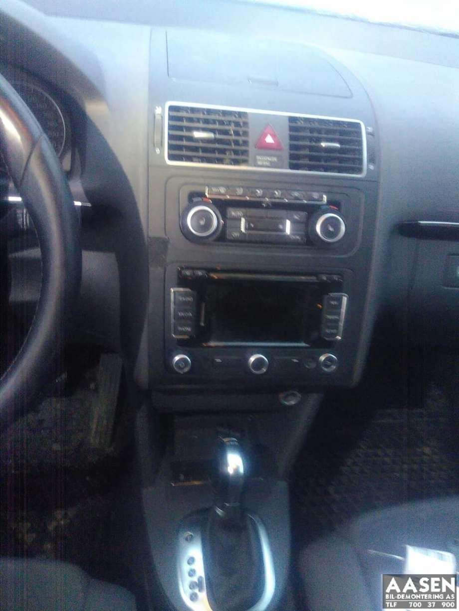 VW Touran 2010-2015 (Type I, Fase 3) , Motorkode: CAYC, Girkassekode: MLE
