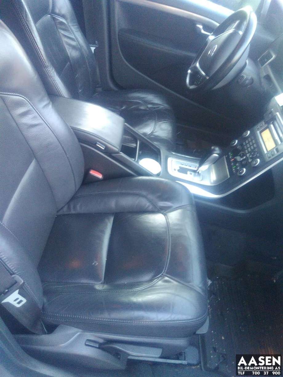 Volvo V70 2007-2013 (Type III, Fase 1) , Motorkode: D5204T2, Girkassekode: 1283142