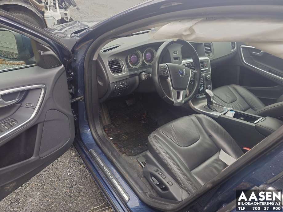 Volvo V60 2010-2013 (Type I, Fase 1) , Motorkode: D5244T17, Girkassekode: 