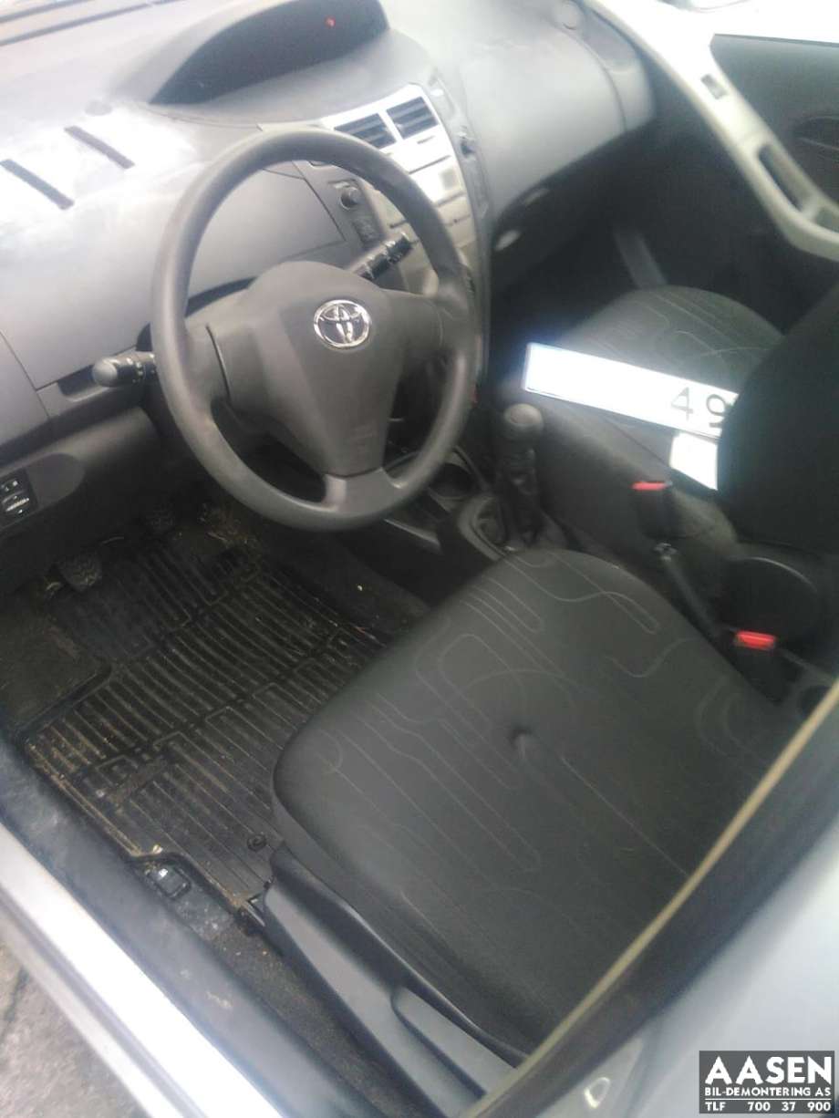 Toyota Yaris 2009-2011 (Type II, Fase 2) , Motorkode: 1KR-FE, Girkassekode: 