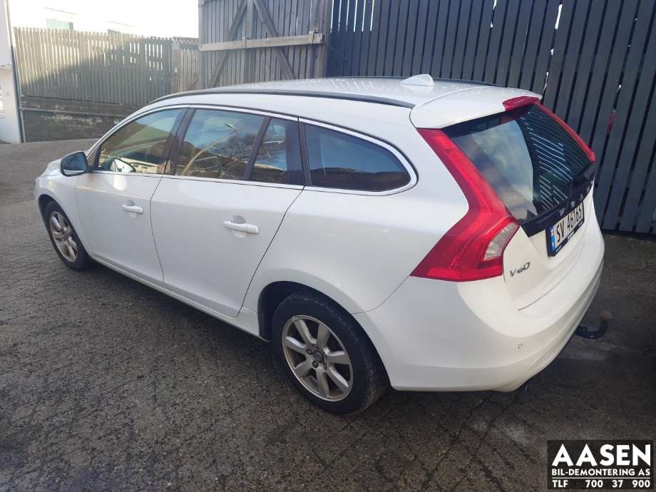 Volvo V60 2010-2013 (Type I, Fase 1) , Motorkode: D4162T, Girkassekode: 