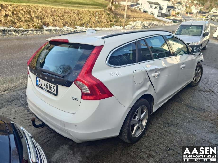 Volvo V60 2010-2013 (Type I, Fase 1) , Motorkode: D4162T, Girkassekode: 