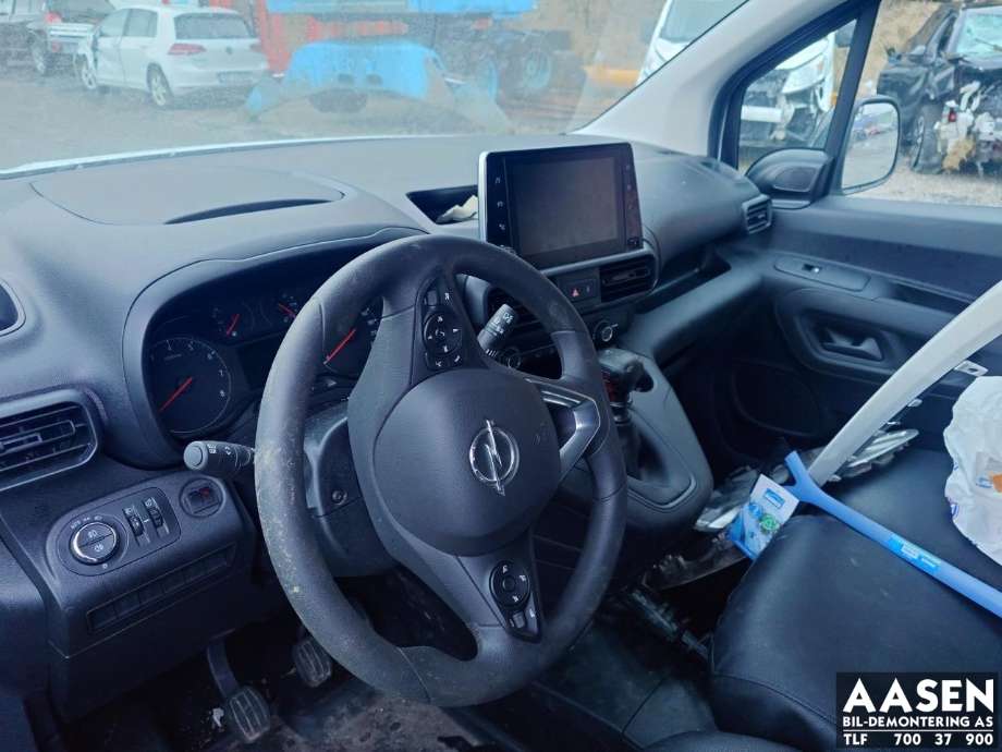 Opel Combo E 2019-->> , Motorkode: YH01, Girkassekode: 