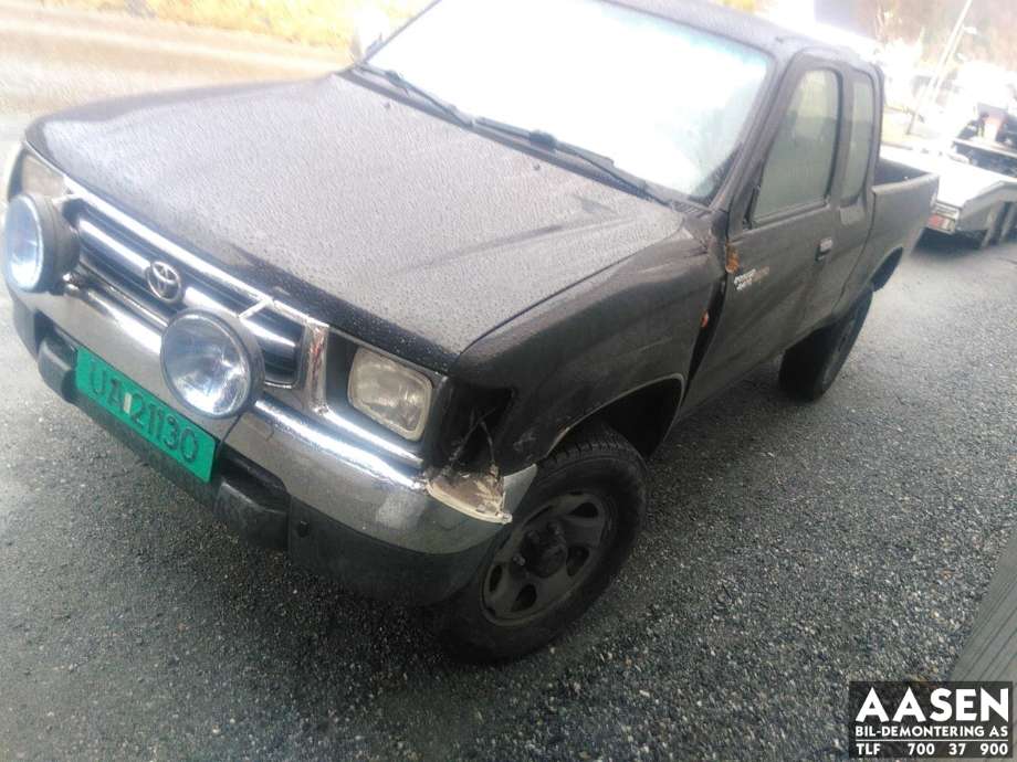Toyota Hilux 1998-2001 , Motorkode: 2L-T, Girkassekode: 