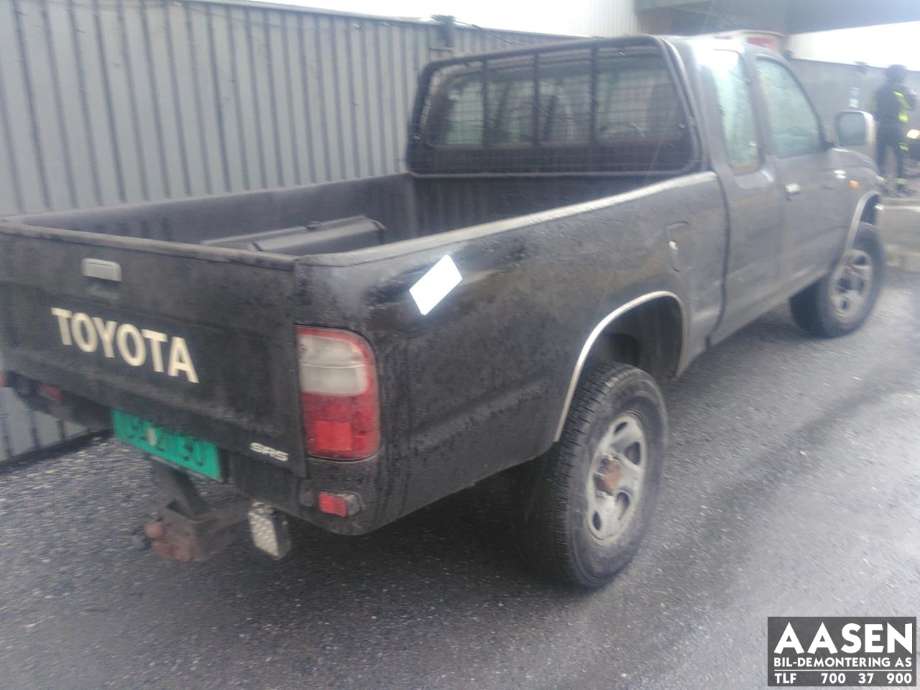 Toyota Hilux 1998-2001 , Motorkode: 2L-T, Girkassekode: 