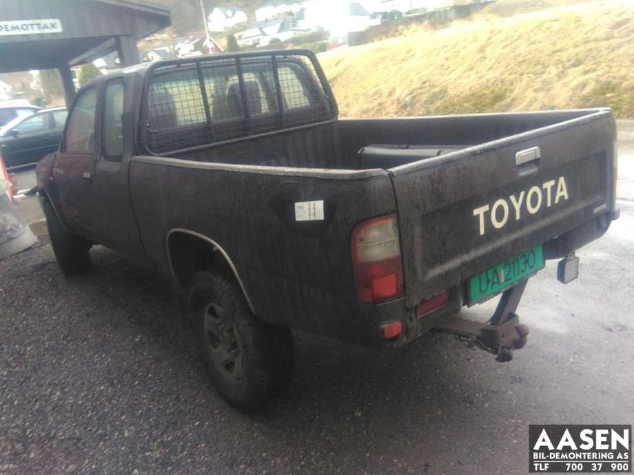 Toyota Hilux 1998-2001 , Motorkode: 2L-T, Girkassekode: 