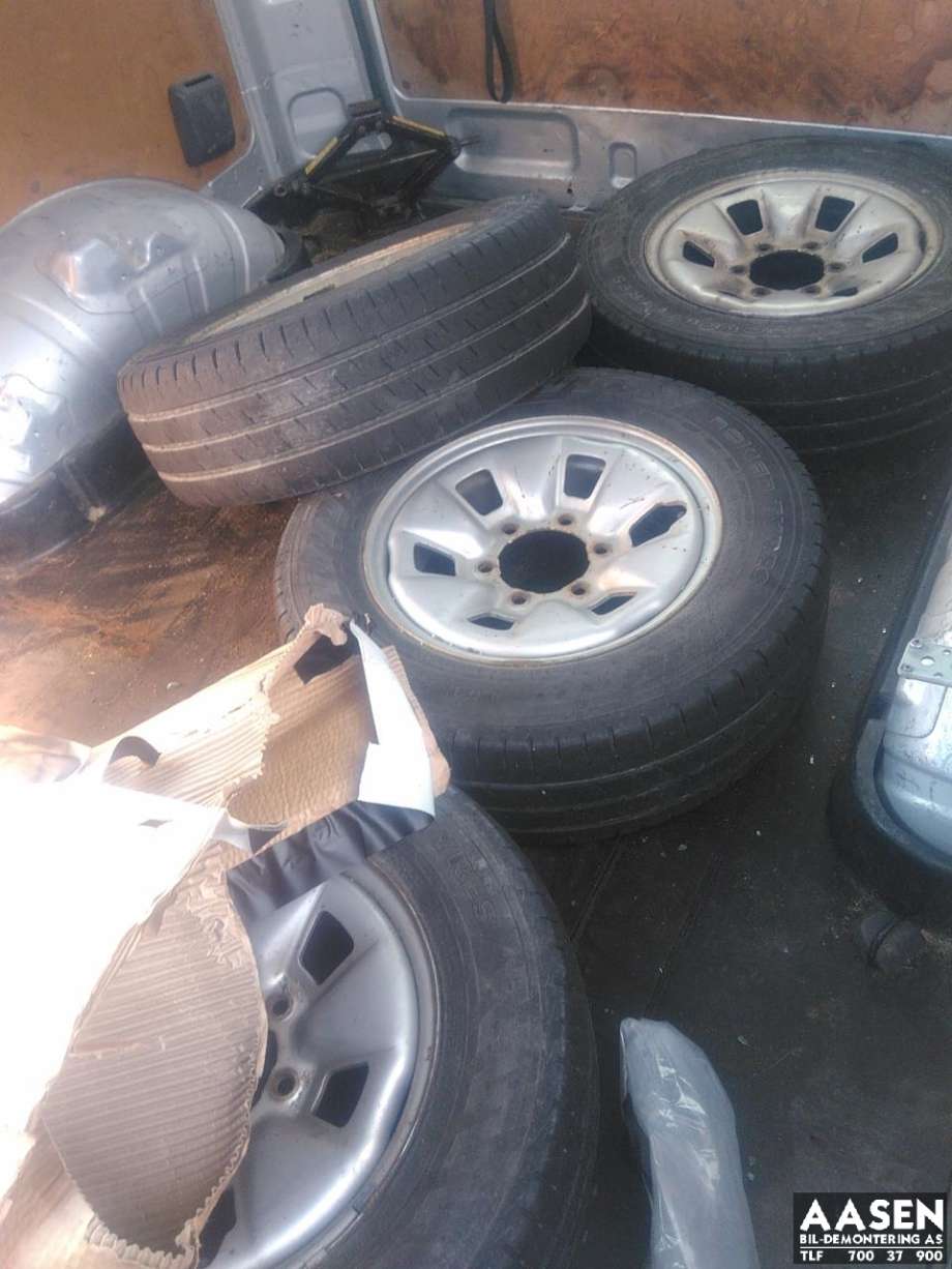 Toyota Hiace 2007-2012 (Fase 3) , Motorkode: 2KD-FTV, Girkassekode: 