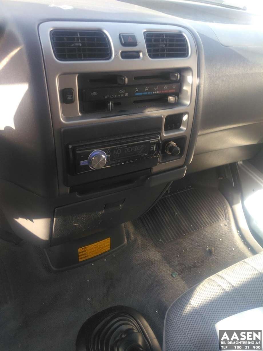 Toyota Hiace 2007-2012 (Fase 3) , Motorkode: 2KD-FTV, Girkassekode: 