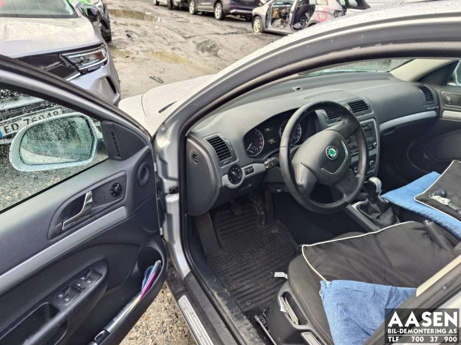 Škoda Octavia 2009-2013 (Type II, Fase 2) , Motorkode: BLS, Girkassekode: KXV