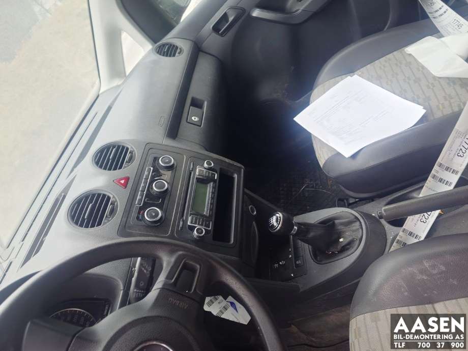 VW Caddy 2010-2015 (Type III, Fase 2) , Motorkode: CFHF, Girkassekode: LNN
