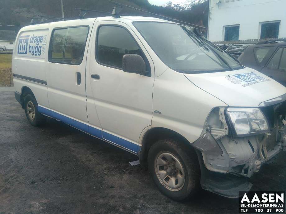 Toyota Hiace 2007-2012 (Fase 3) , Motorkode: 2KD-FTV, Girkassekode: 