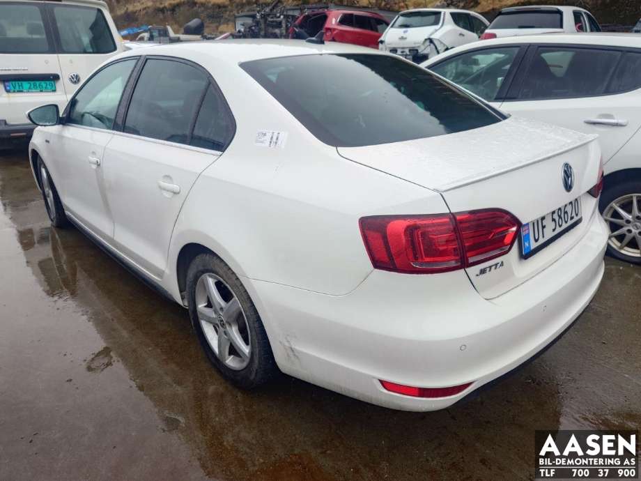 VW Jetta 2011-->> , Motorkode: CRJ, Girkassekode: PMY