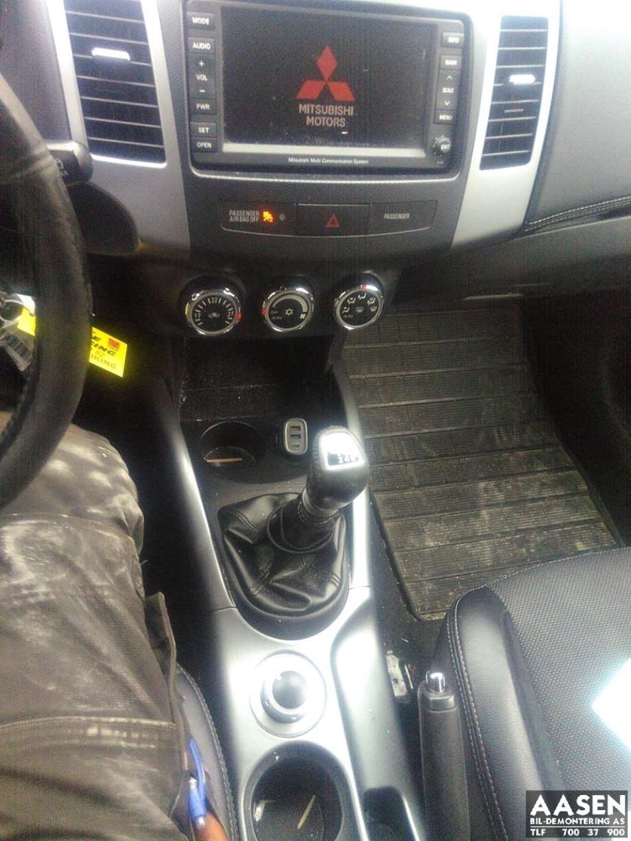 Mitsubishi Outlander 2010-2012 (Type II, Fase 2) , Motorkode: 4N14, Girkassekode: 