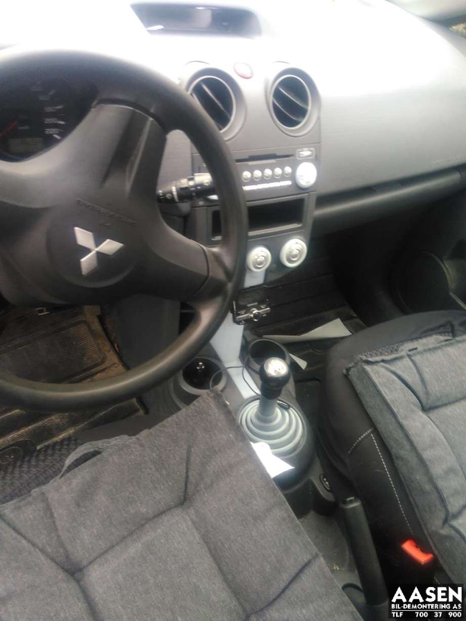Mitsubishi Colt 2004-2008 (Type VII, Fase 1) , Motorkode: 135930, Girkassekode: 
