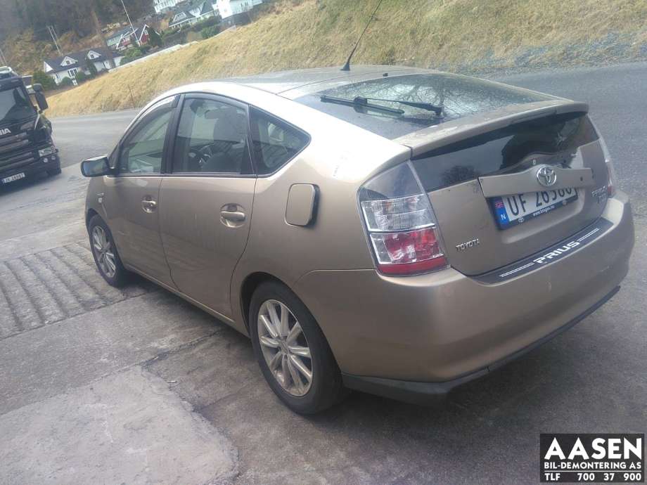 Toyota Prius 2004-2009 (Type II) (COMBI) (COMBI), Motorkode: 1NZ-FXE, Girkassekode: 