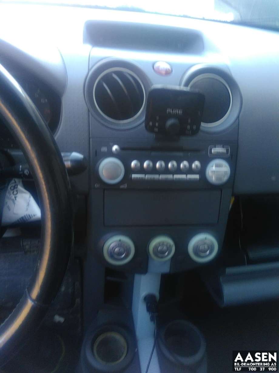 Mitsubishi Colt 2004-2008 (Type VII, Fase 1) , Motorkode: 135950, Girkassekode: 