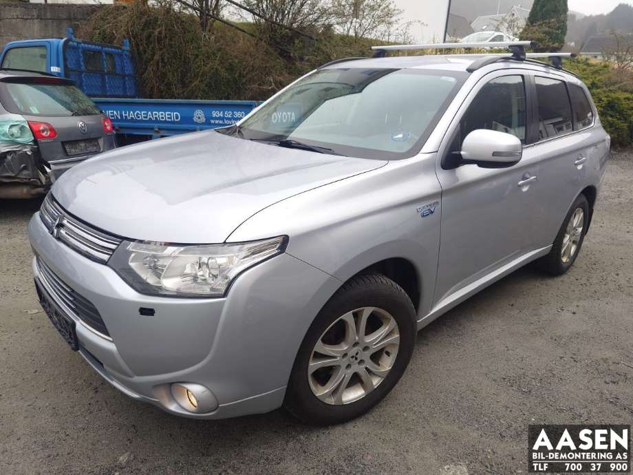 Mitsubishi Outlander, 2012-2015 (Type III, Fase 1)  delebil , Motorkode: 4B11|S61|Y61