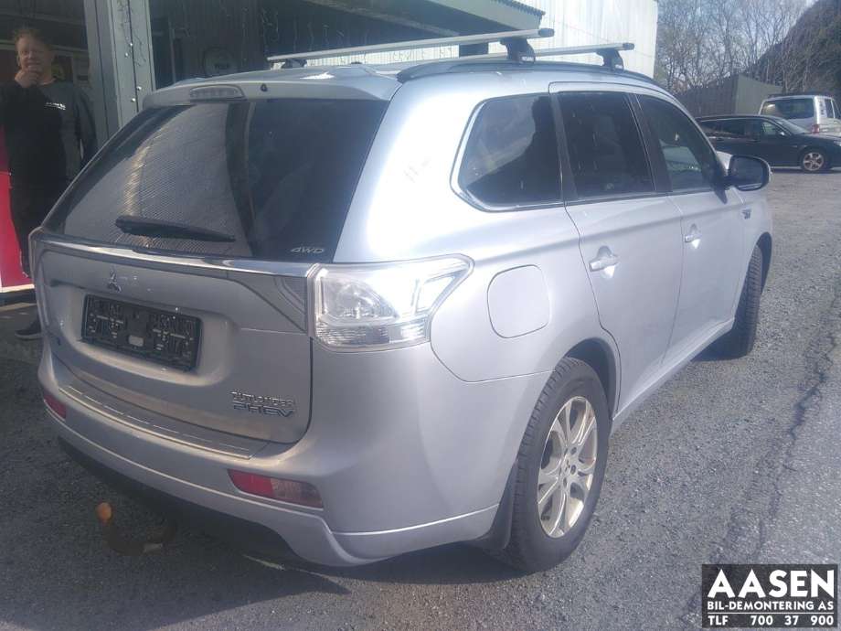 Mitsubishi Outlander 2012-2015 (Type III, Fase 1) , Motorkode: 4B11|S61|Y61, Girkassekode: 