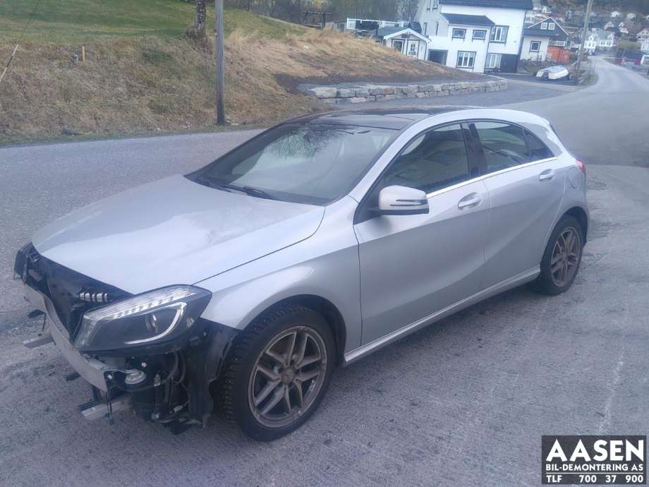 Mercedes A-Klasse 2012-2018 (W176) (W176), Motorkode: 270910, Girkassekode: 