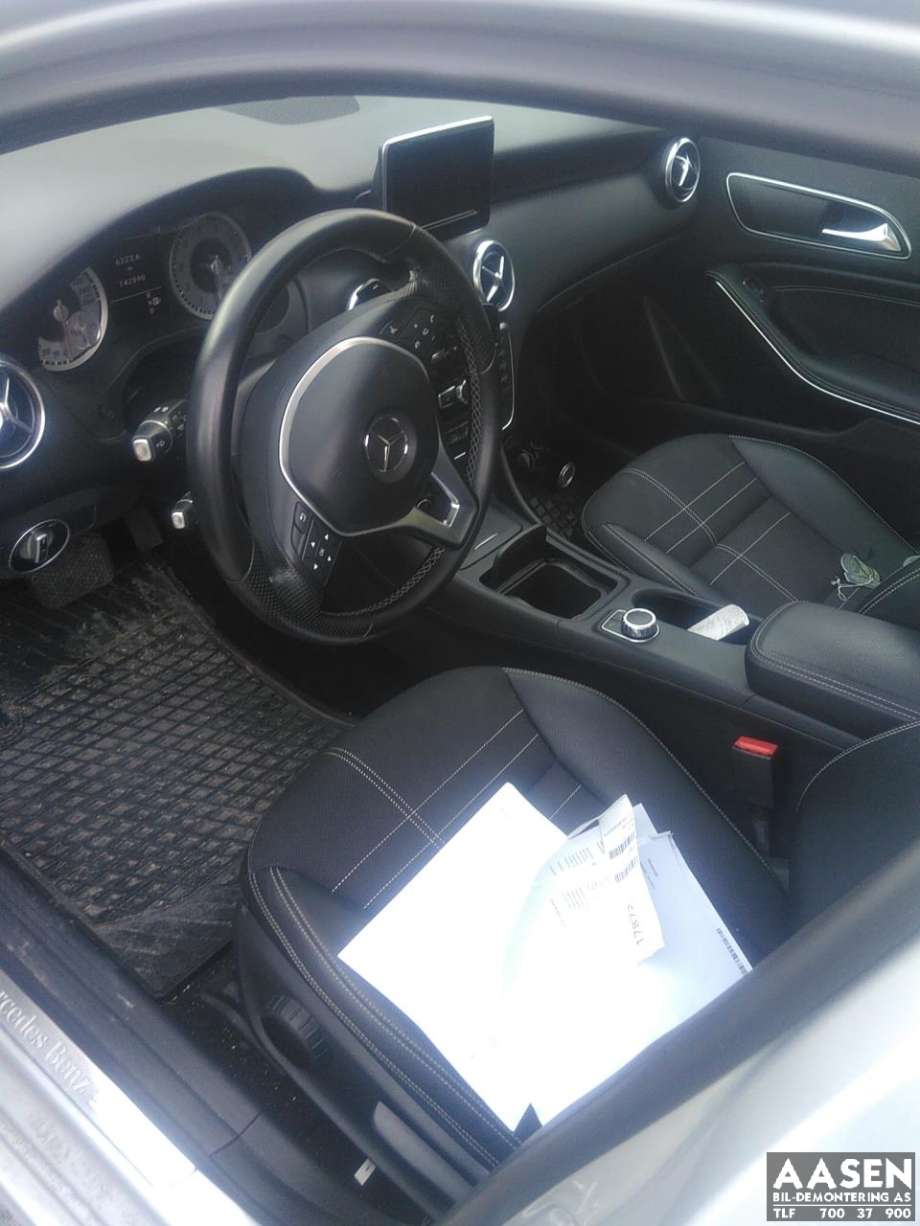Mercedes A-Klasse 2012-2018 (W176) (W176), Motorkode: 270910, Girkassekode: 