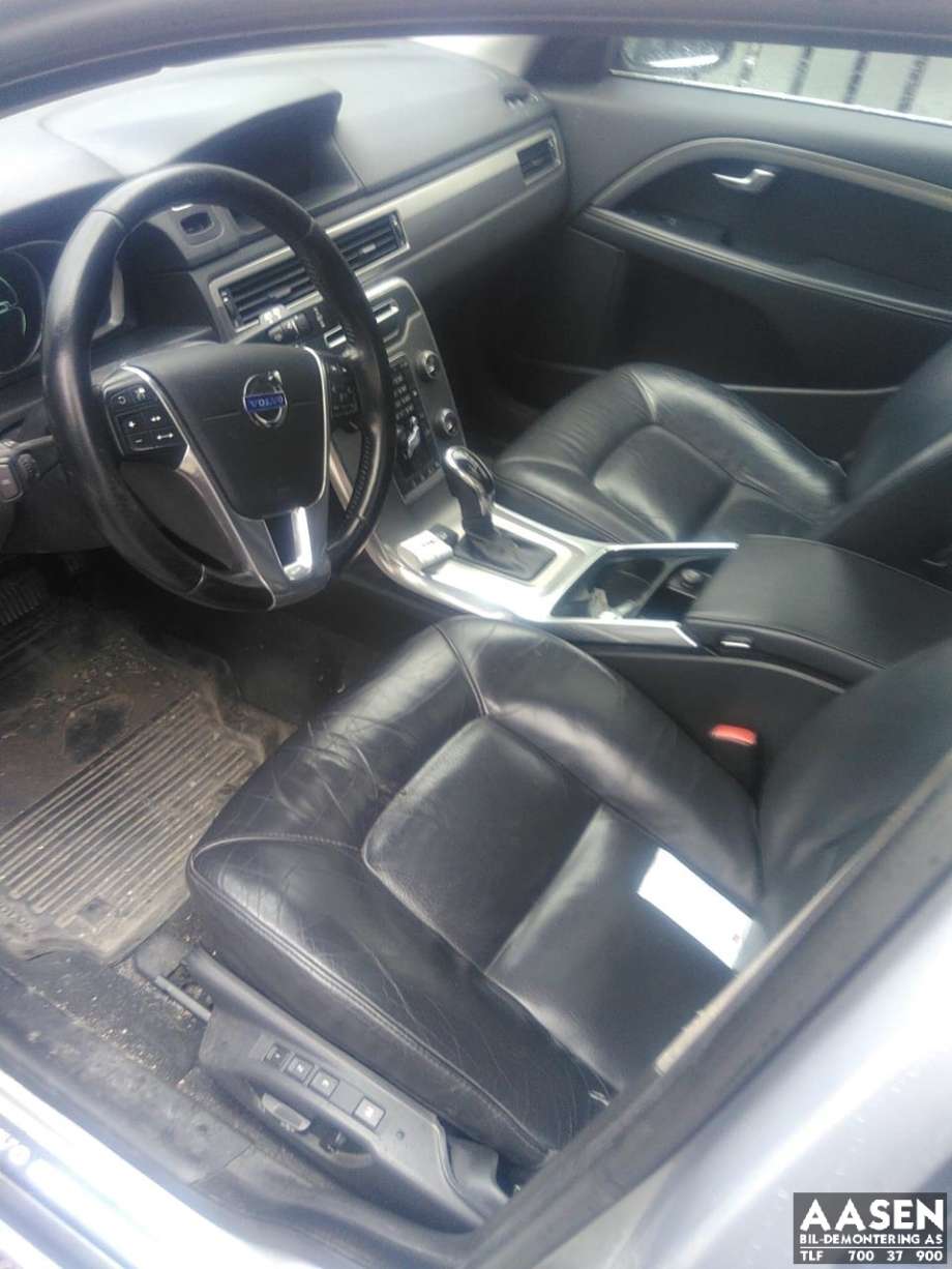 Volvo V70 2014-2016 (Type III, Fase 2) , Motorkode: D5204T3, Girkassekode: 1285179