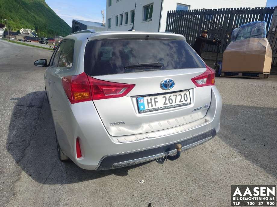 Toyota Auris 2013-2015 (Type II, Fase 1) , Motorkode: 2ZR-FXE, Girkassekode: 