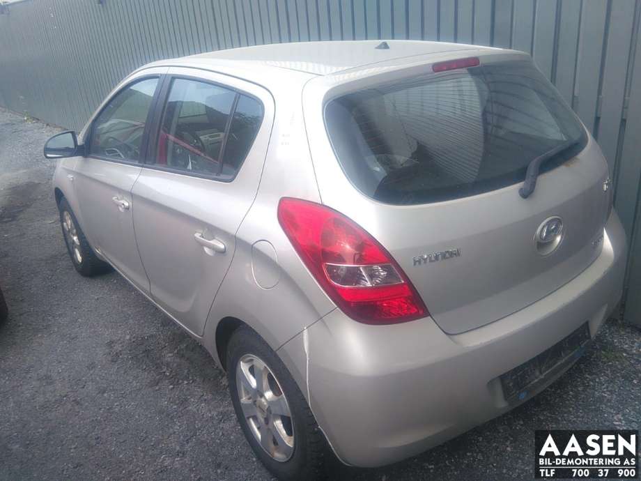 Hyundai i20 2009-2014 (Type I) , Motorkode: D4FC-L, Girkassekode: 