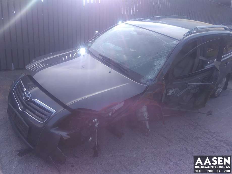 Toyota Avensis 2003-2008 (Type II) , Motorkode: 1AD-FTV, Girkassekode: 