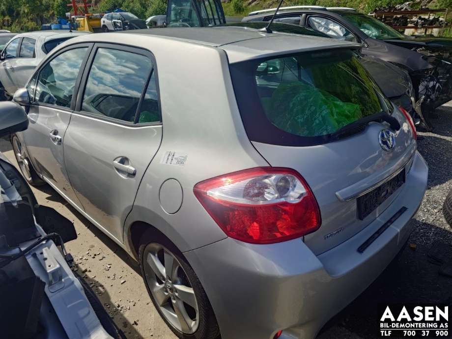 Toyota Auris 2010-2012 (Type I, Fase 2) , Motorkode: 2ZR-FXE, Girkassekode: 