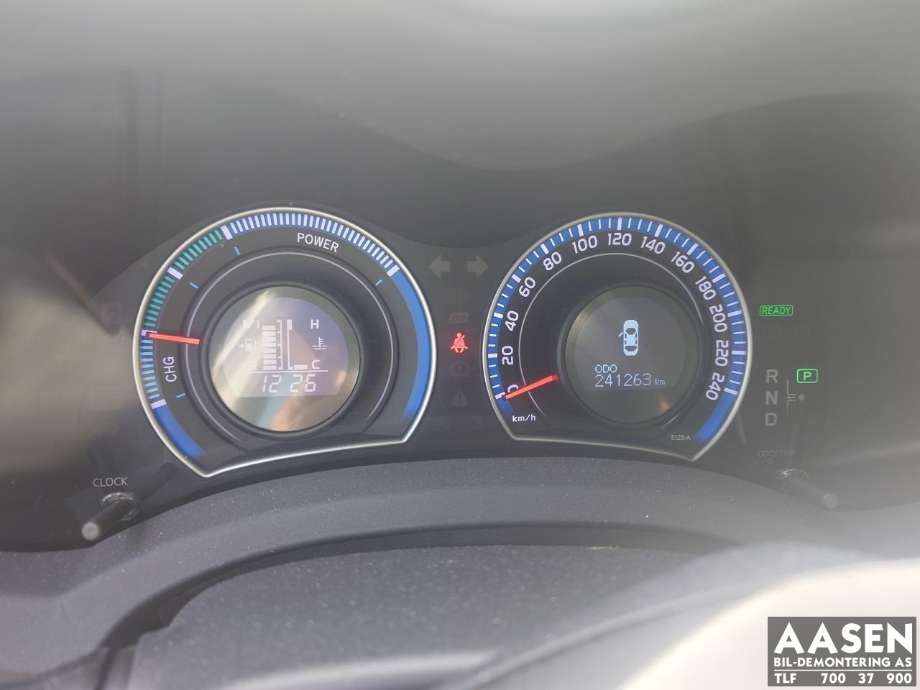 Toyota Auris 2010-2012 (Type I, Fase 2) , Motorkode: 2ZR-FXE, Girkassekode: 