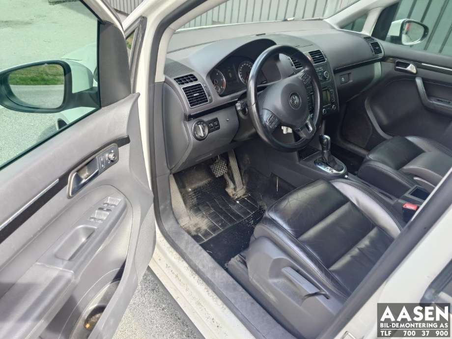 VW Touran 2010-2015 (Type I, Fase 3) , Motorkode: CFJA, Girkassekode: MSU