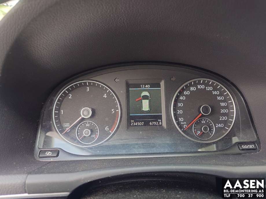 VW Touran 2010-2015 (Type I, Fase 3) , Motorkode: CFJA, Girkassekode: MSU