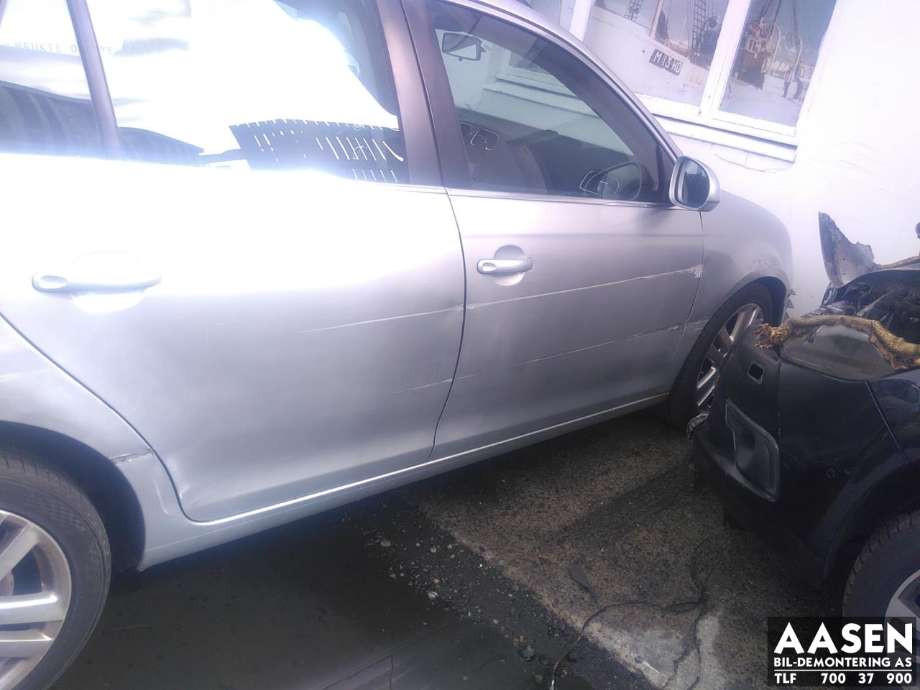 VW Golf VI 2008-2012 , Motorkode: CAYC, Girkassekode: LST