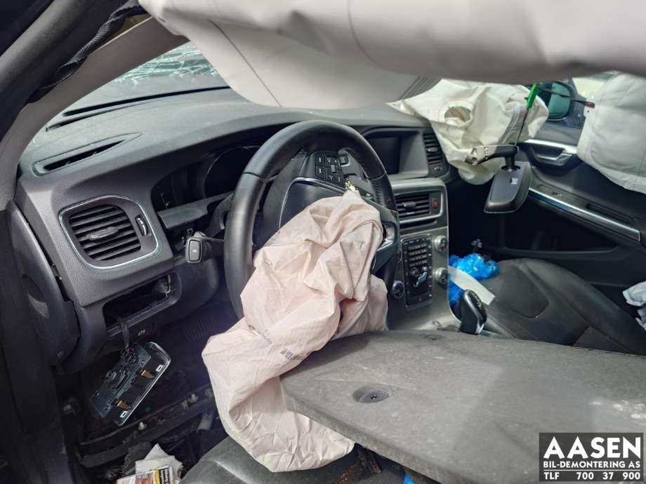 Volvo V60/V60 CC 2013-2018 (Type I, Fase 2) , Motorkode: D4204T4, Girkassekode: 1285056