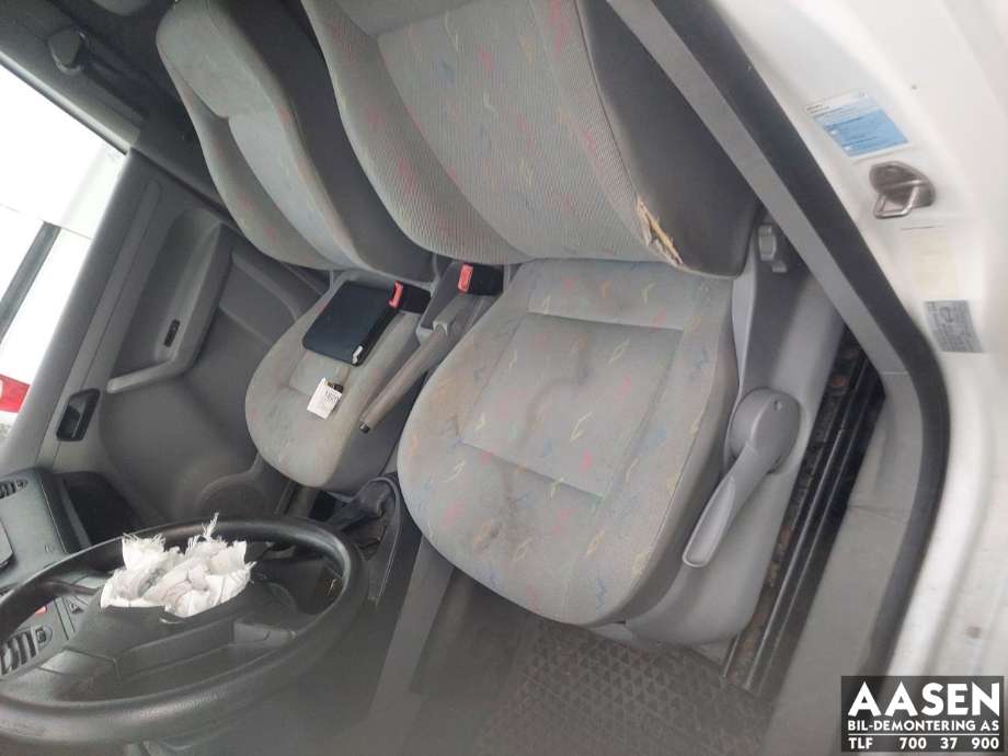 VW Caddy 2004-2010 (Type III, Fase 1) , Motorkode: BLS, Girkassekode: JCS