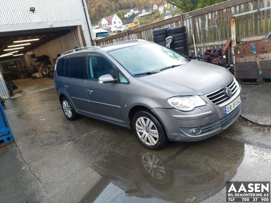 VW Touran 2007-2010 (Type I, Fase 2) , Motorkode: BLS, Girkassekode: LKF