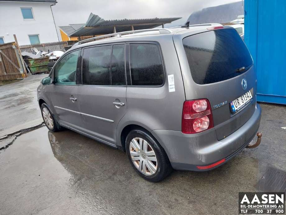 VW Touran 2007-2010 (Type I, Fase 2) , Motorkode: BLS, Girkassekode: LKF
